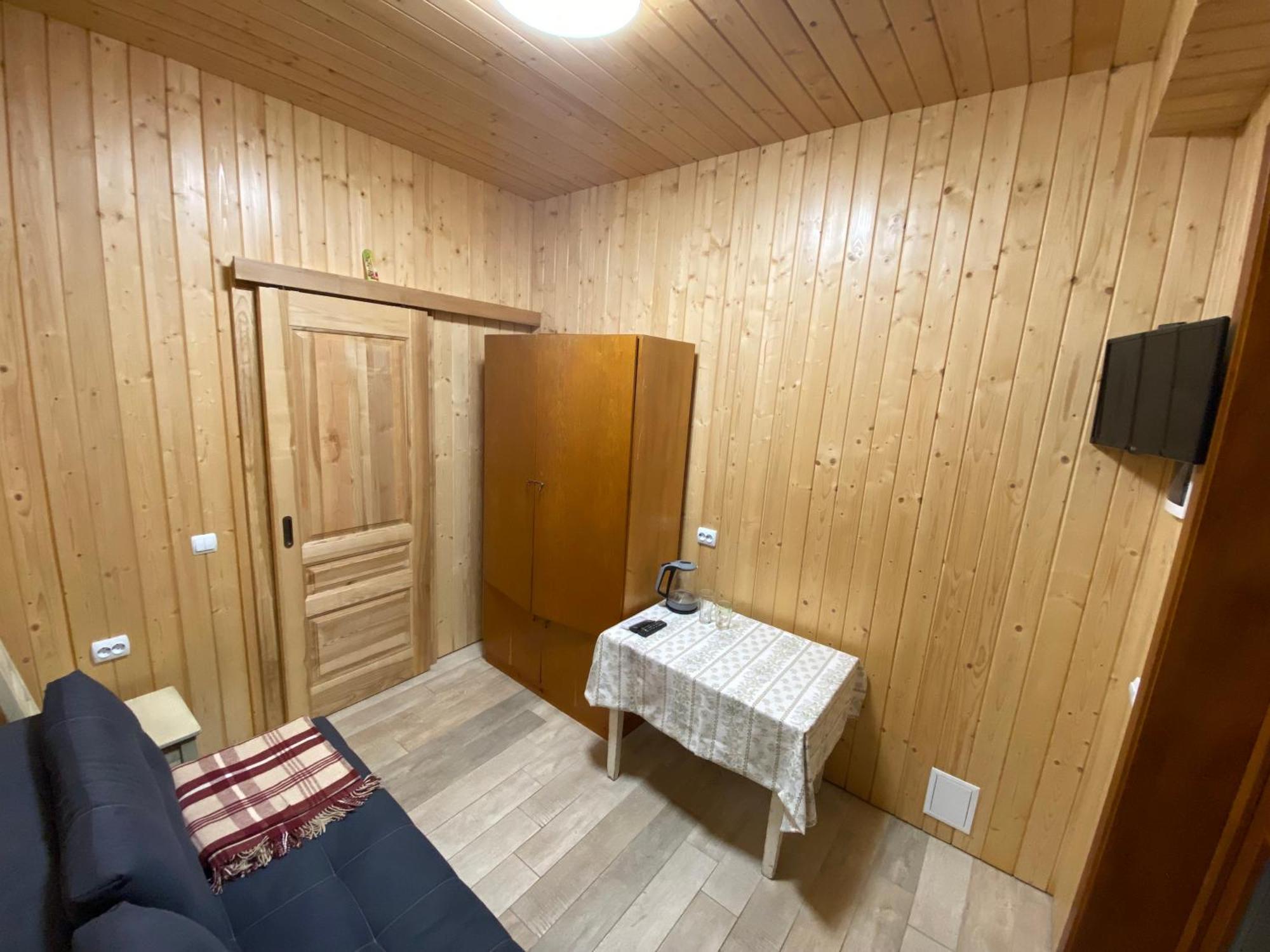 Садиба У Дохтора Відпочинок У Карпатах Golubinoye Esterno foto